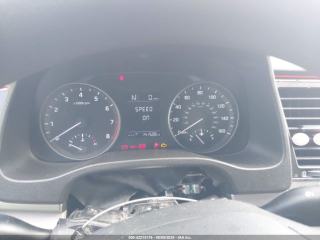 5NPD74LF2HH165602 Hyundai ELANTRA SE
