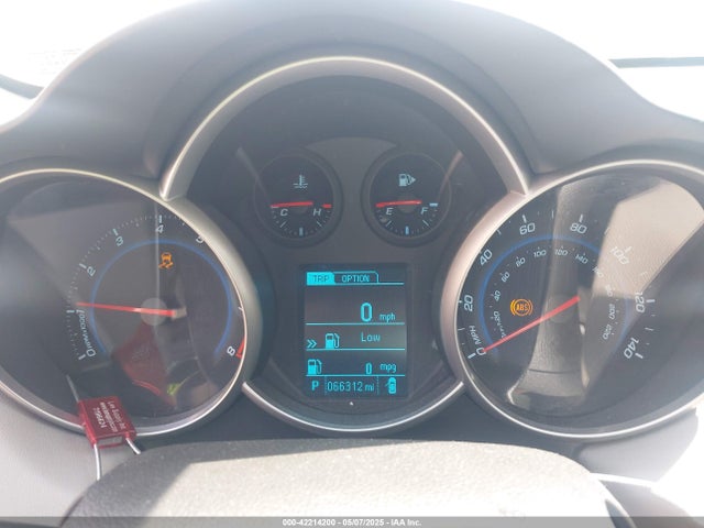 1G1PA5SG5E7450771 Chevrolet Cruze Ls Auto