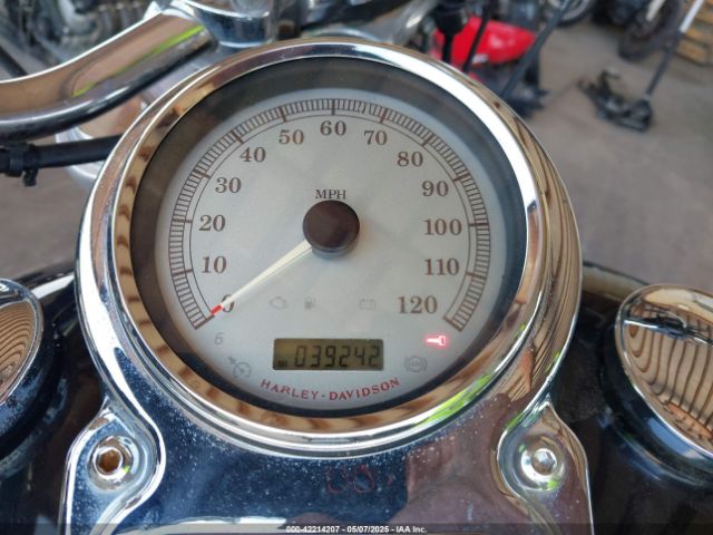 2011 HARLEY-DAVIDSON FXDC 1HD1GV41XBC328820 Photo 6