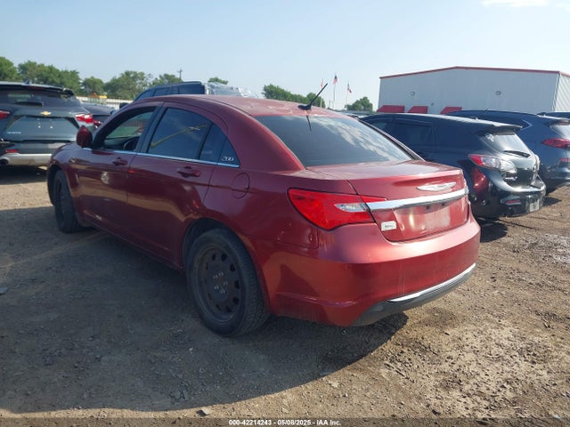 1C3CCBAB0EN207650 Chrysler 200 LX