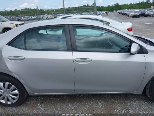 2T1BURHE0JC006213 Toyota COROLLA LE