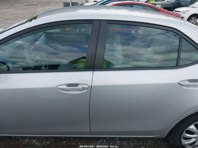 2T1BURHE0JC006213 Toyota COROLLA LE