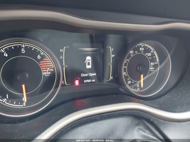 2016 JEEP CHEROKEE 1C4PJMCB8GW372242 Photo 6
