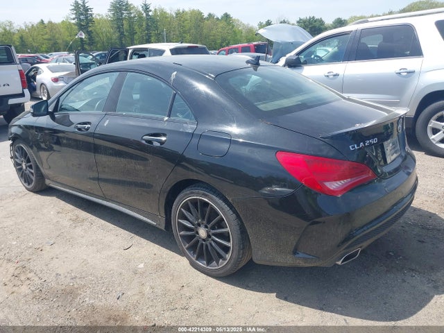 WDDSJ4EB3GN326885 Mercedes-Benz CLA-Class