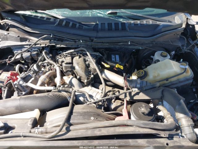 1FT7W2BT0KEG76115 Ford F-250 Lariat
