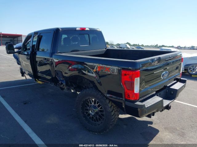 1FT7W2BT0KEG76115 Ford F-250 Lariat