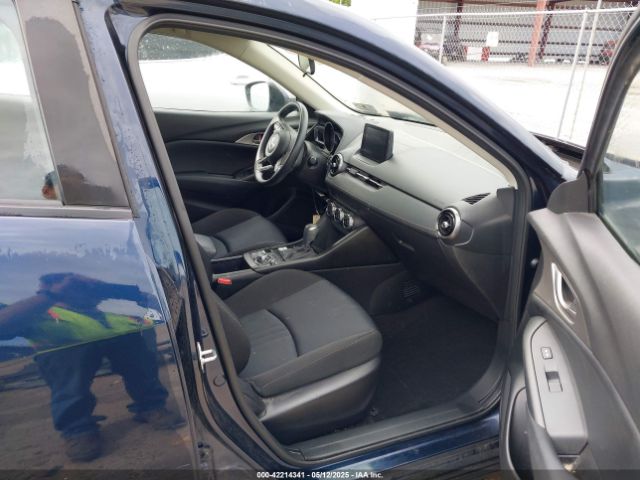 2019 MAZDA CX-3 JM1DKFB79K1458769 Photo 4