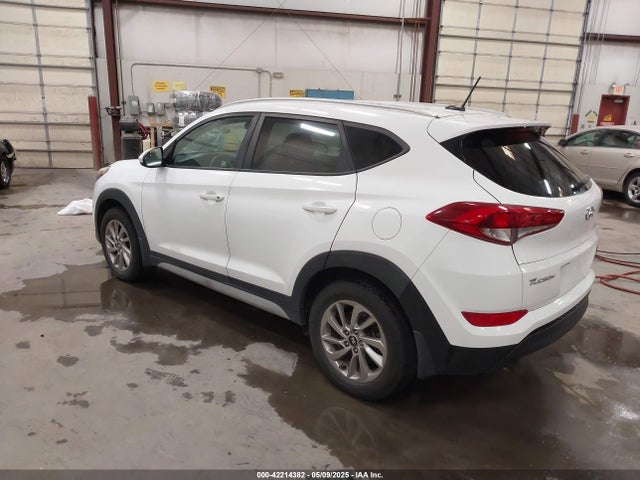 Hyundai TUCSON SE 2017 KM8J3CA43HU409818 Image 3