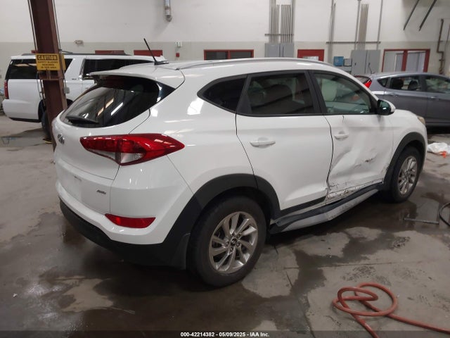 Hyundai TUCSON SE 2017 KM8J3CA43HU409818 Image 4