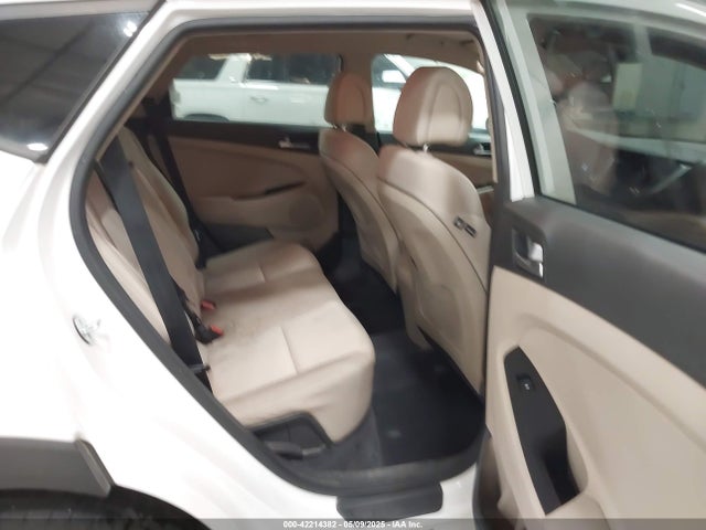 Hyundai TUCSON SE 2017 KM8J3CA43HU409818 Image 8