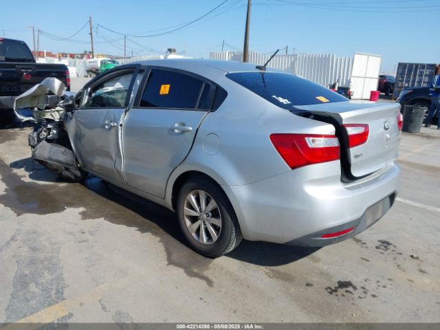2013 KIA RIO KNADN4A35D6245928 Photo 2