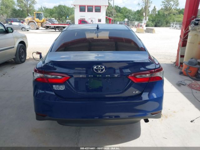 4T1C11AK2PU081310 Toyota CAMRY LE