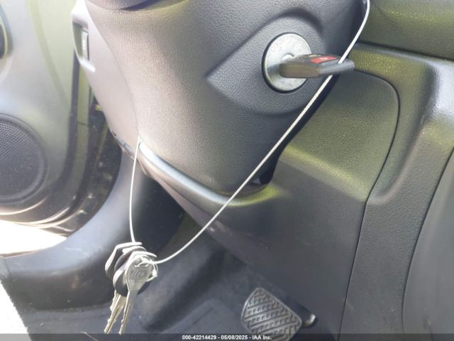 3N1CN7AP6FL894586 Nissan Versa 1.6 Sv