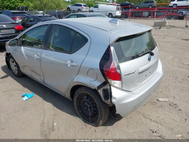JTDKDTB38F1580333 Toyota Prius C Two