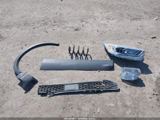 1FMCU9HD6KUA93515 Ford ESCAPE SEL