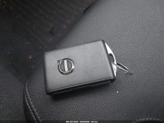 7JR102FK6LG035678 Volvo S60 T5 Momentum