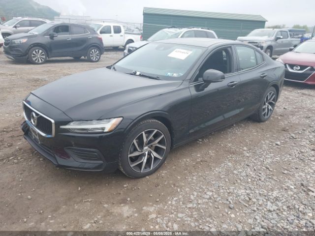 7JR102FK6LG035678 Volvo S60 T5 Momentum