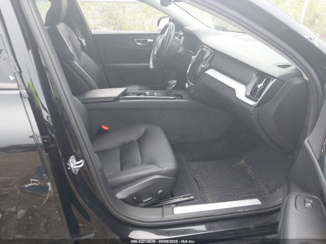 7JR102FK6LG035678 Volvo S60 T5 Momentum