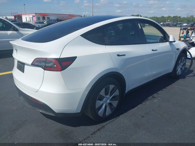 2023 TESLA MODEL Y 7SAYGDED7PF945916 Photo 3