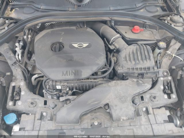 WMWLN5C56H2E31817 Mini Clubman Cooper