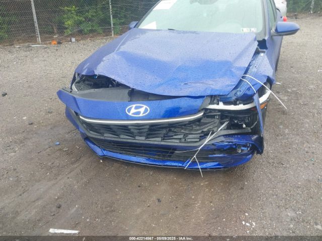 KMHLL4DG6SU987701 Hyundai ELANTRA SE