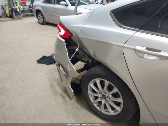 3FA6P0G77HR162329 Ford FUSION S