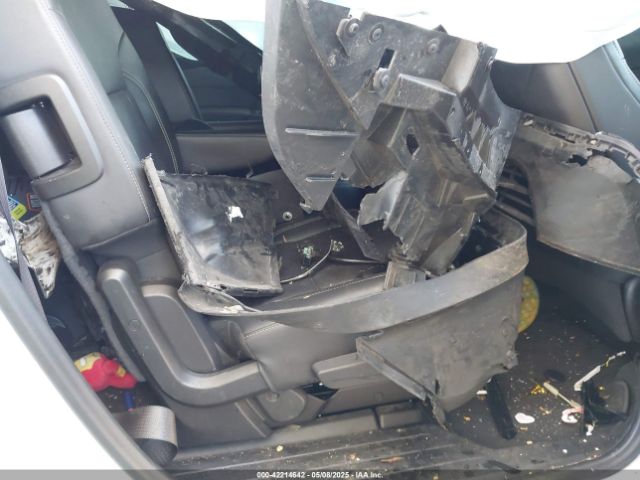 1GNERHKW5PJ331177 Chevrolet lfy