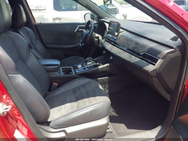 2022 MITSUBISHI OUTLANDER JA4J3UA84NZ064675 Photo 4
