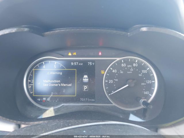 3N1CN8EV2ML872211 Nissan Versa