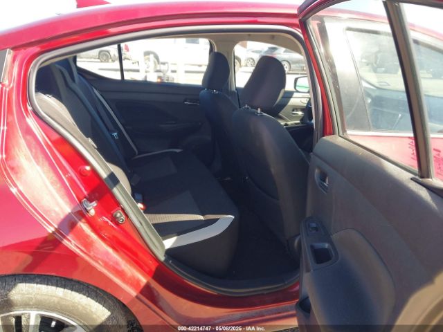 3N1CN8EV2ML872211 Nissan Versa