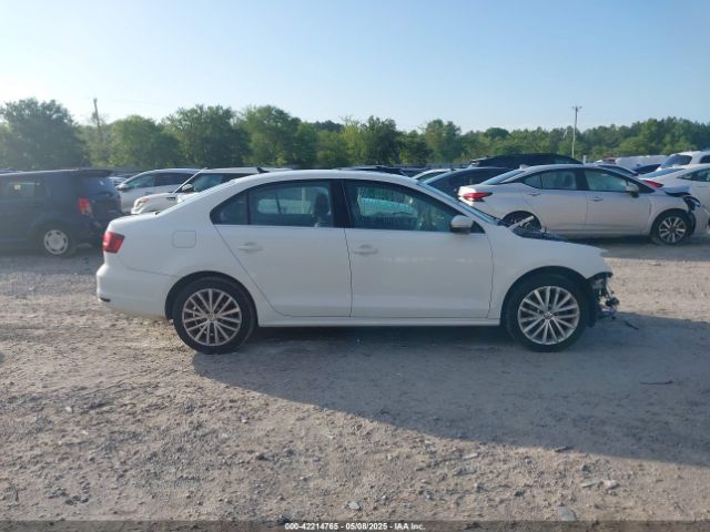3VWL17AJ0GM375983 Volkswagen Jetta 1.8t Sel