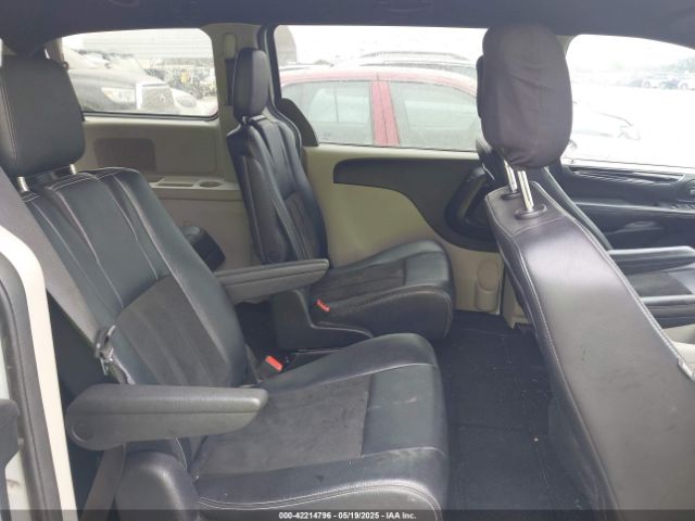 2C4RDGCG4KR717670 Dodge Grand Caravan Sxt