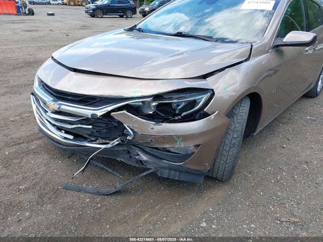 1G1ZD5ST9KF113468 Chevrolet MALIBU LT