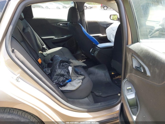 1G1ZD5ST9KF113468 Chevrolet MALIBU LT