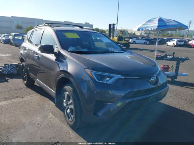 JTMZFREV3JJ180004 Toyota RAV4 LE