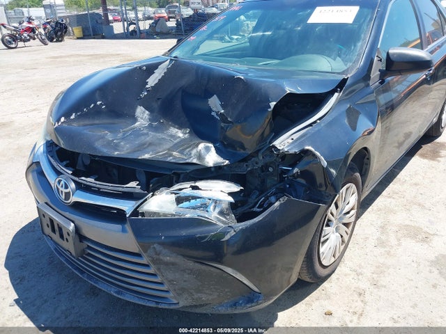 4T4BF1FK0FR479268 Toyota CAMRY LE