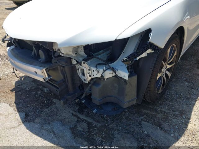 19UUB1F56FA007950 Acura TLX TECH
