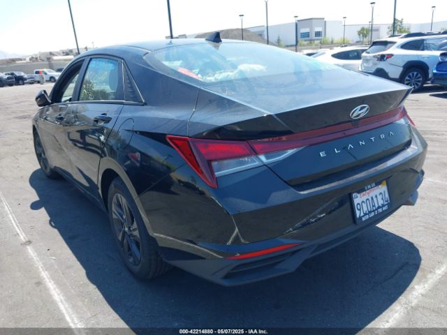 5NPLM4AG7PH092869 Hyundai ELANTRA SEL