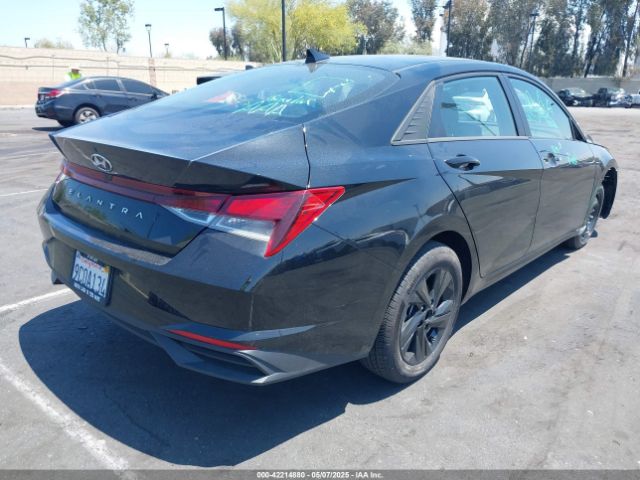 5NPLM4AG7PH092869 Hyundai ELANTRA SEL