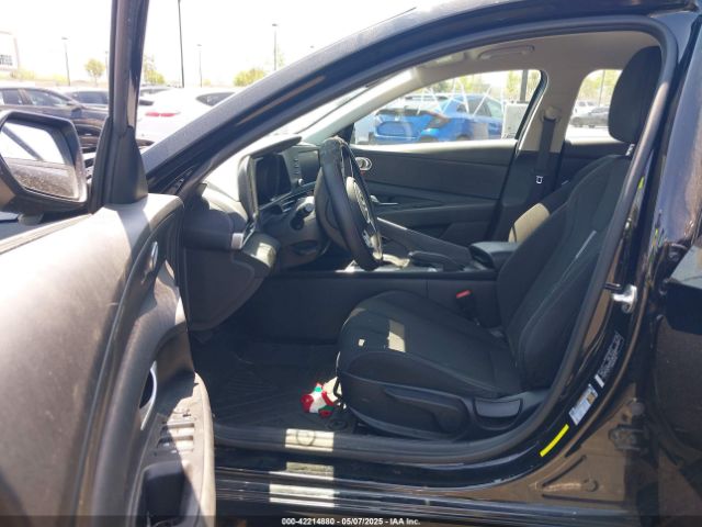 5NPLM4AG7PH092869 Hyundai ELANTRA SEL