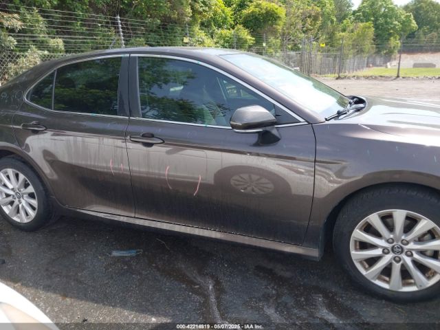 4T1B11HK5JU141122 Toyota CAMRY LE