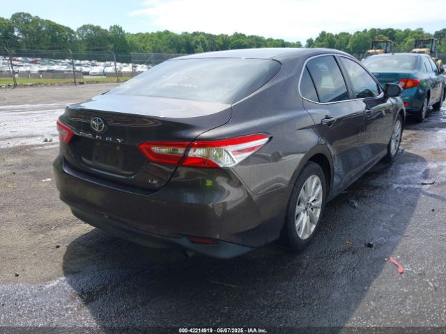 4T1B11HK5JU141122 Toyota CAMRY LE