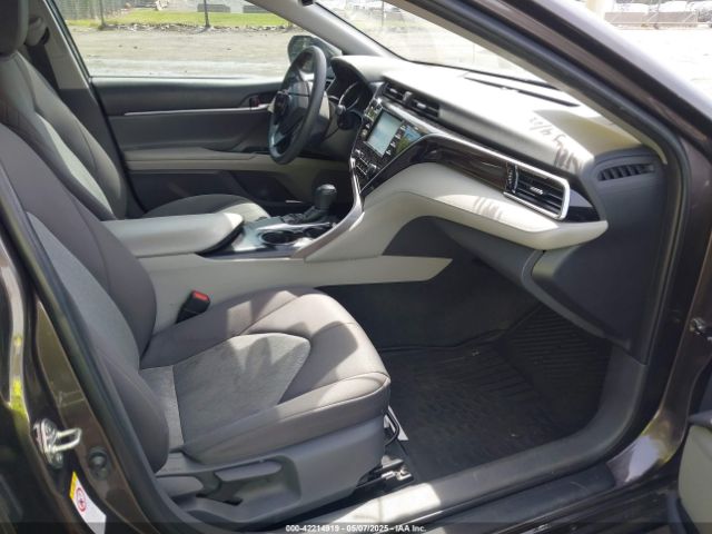 4T1B11HK5JU141122 Toyota CAMRY LE
