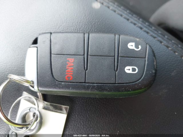 1C4RJFAG6HC784276 Jeep Grand Cherokee Laredo 4x4