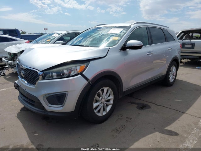 5XYPGDA36HG280832 KIA Sorento 2.4l Lx