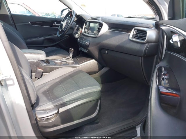 5XYPGDA36HG280832 KIA Sorento 2.4l Lx