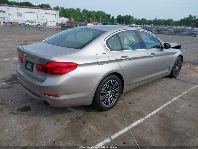 2019 BMW 530I WBAJA5C56KWA58071 Photo 3