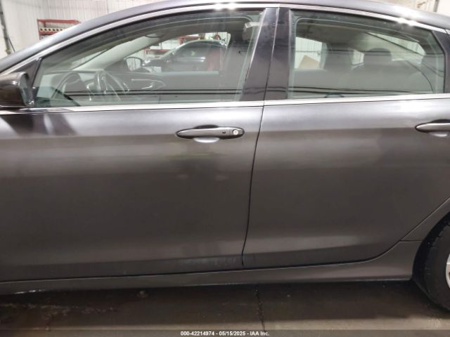 1C3CCCAG6GN107556 Chrysler 200 Limited