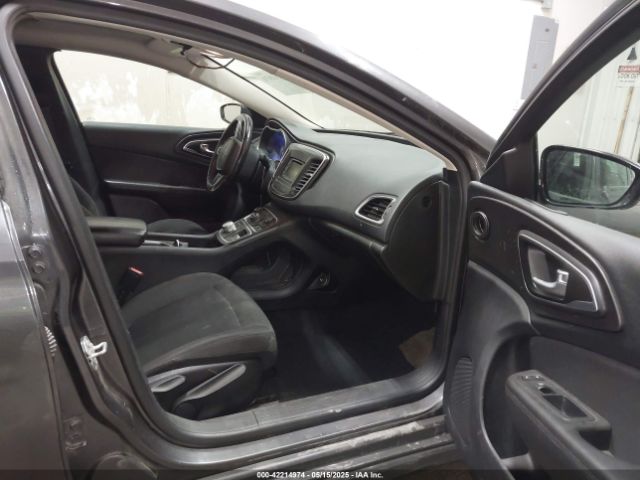 1C3CCCAG6GN107556 Chrysler 200 Limited