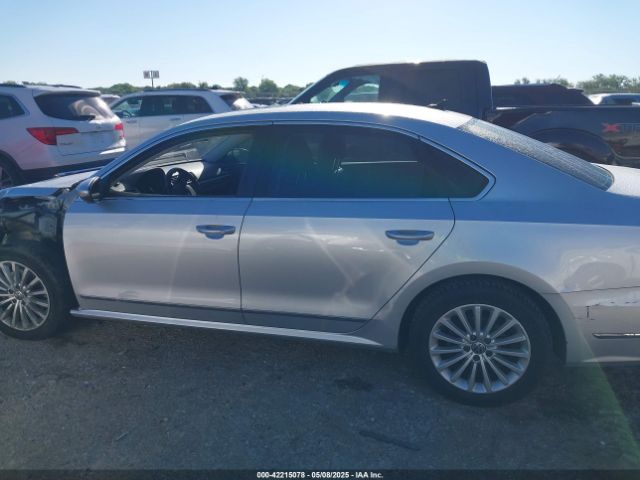 1VWBT7A35HC005395 Volkswagen Passat 1.8t Se